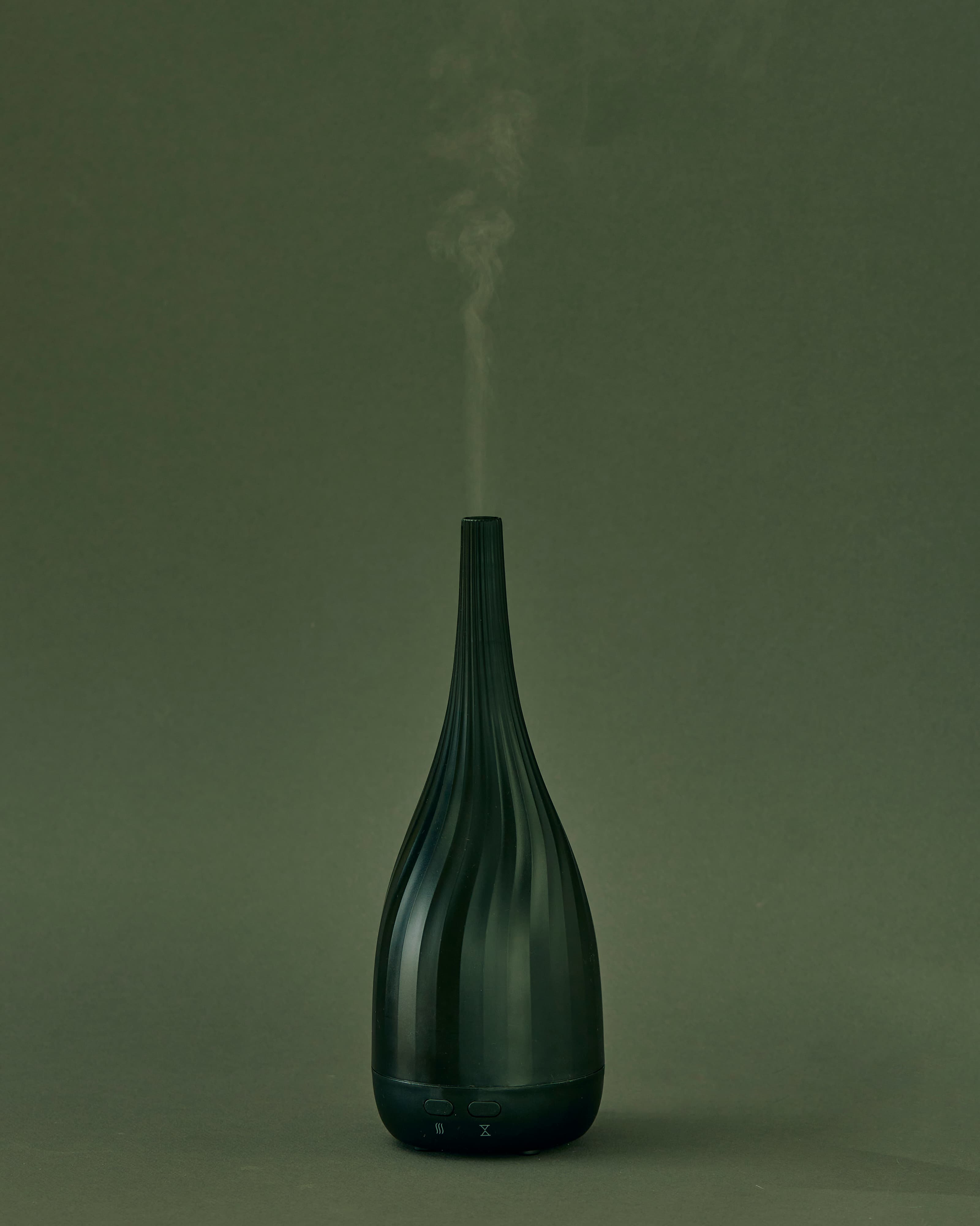 Dyfuzor ultradźwiękowy Thalia Dusk Czarna – MADE BY ZEN – inne ujęcie